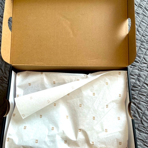 Jordan 1 Mid - Picture 3 of 6